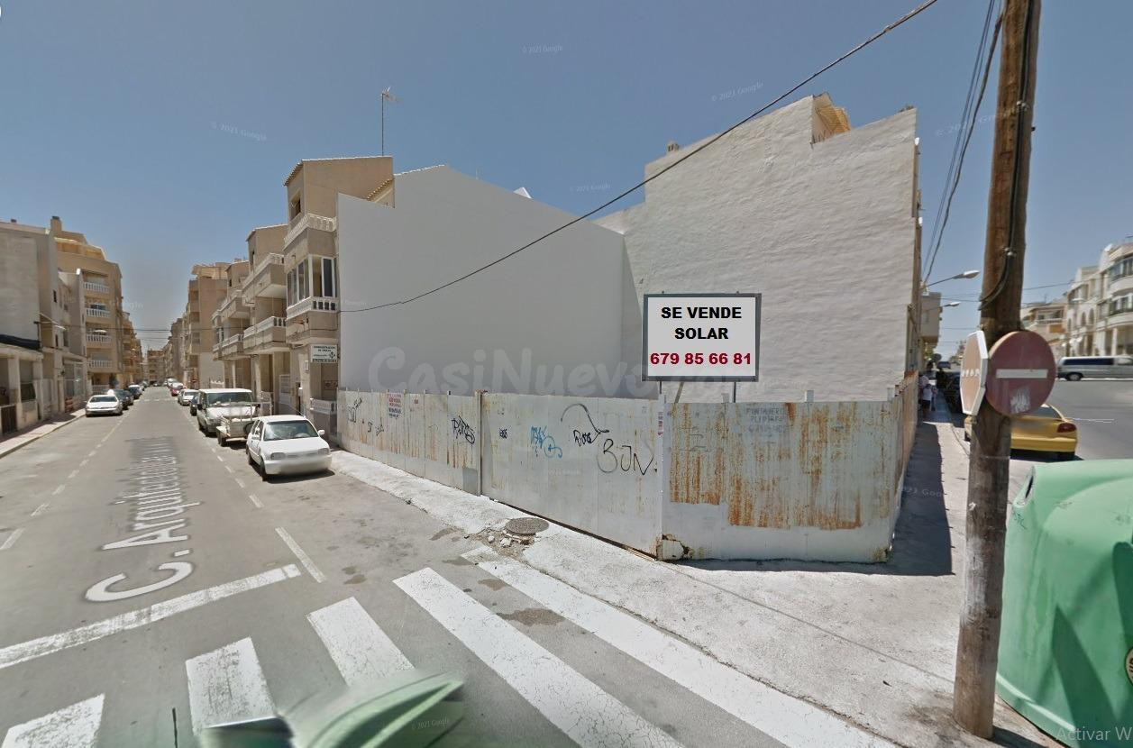 EN VENTA SOLAR DE 280M2