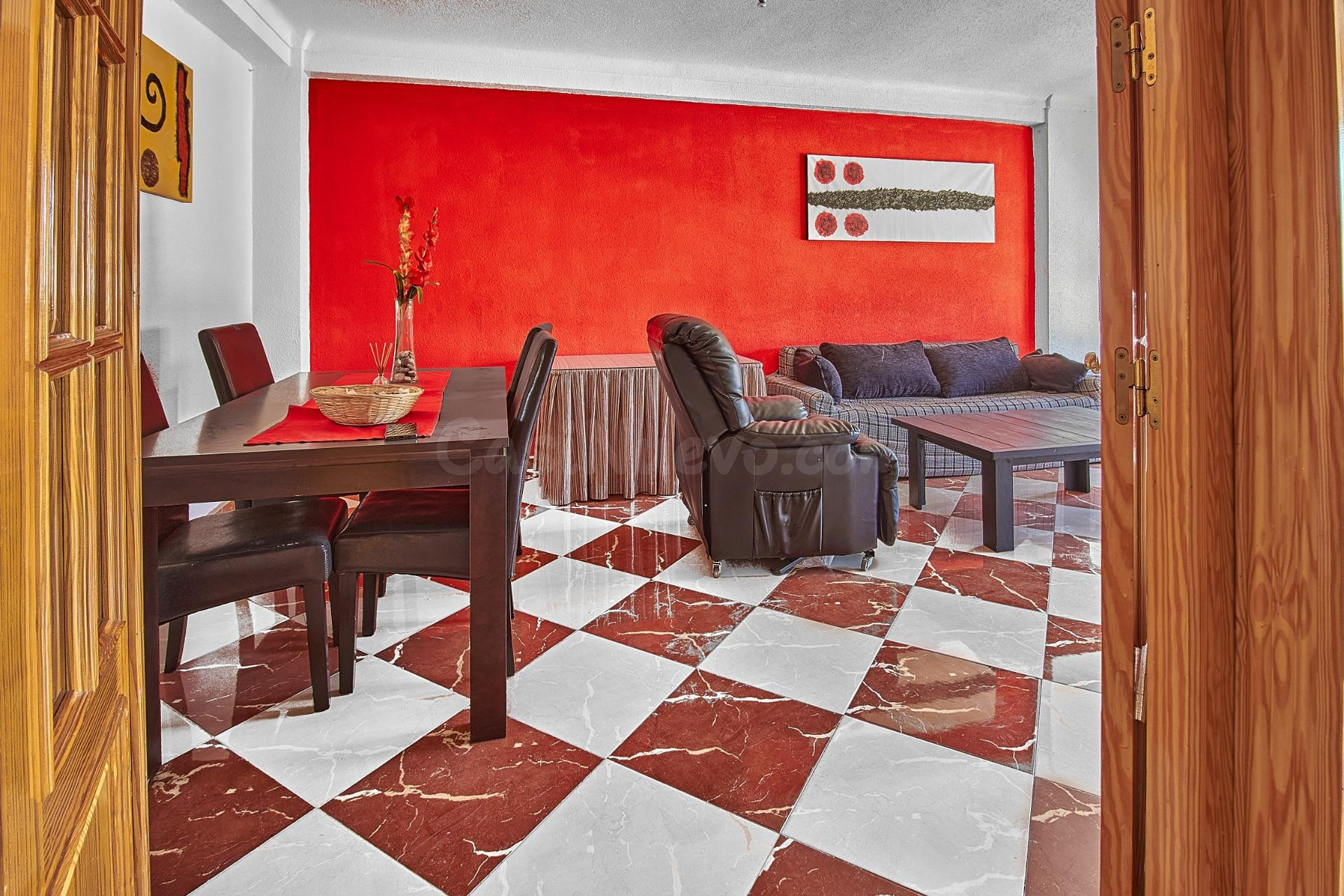 Espectacular vivienda reformada con mobiliario a estrenar: ¡ - foto 5