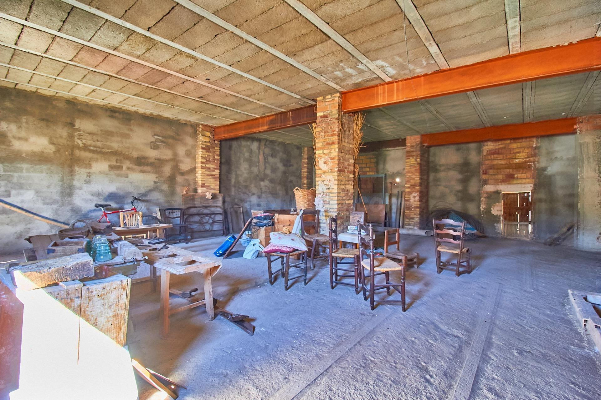 Se vende Casa En Cantoria para terminar