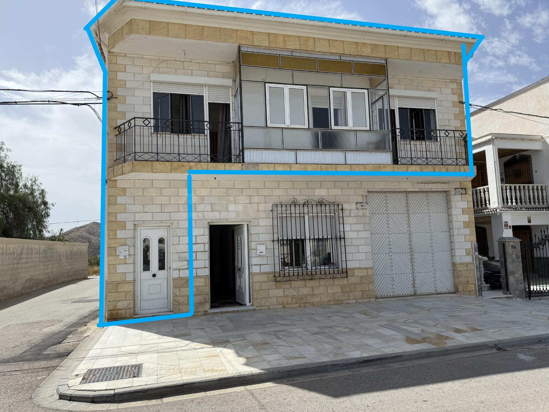 Casa con parcela urbana