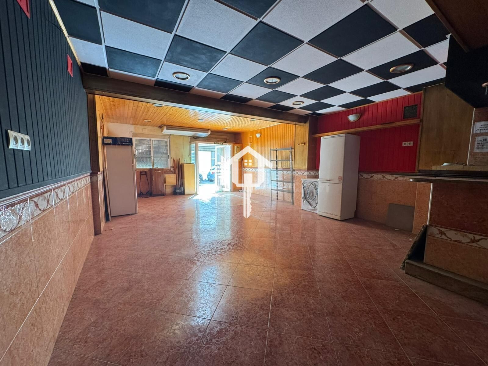CHALET ADOSADO EN VENTA EN ALICANTE, 281 m2, 4 habitaciones, - foto 3
