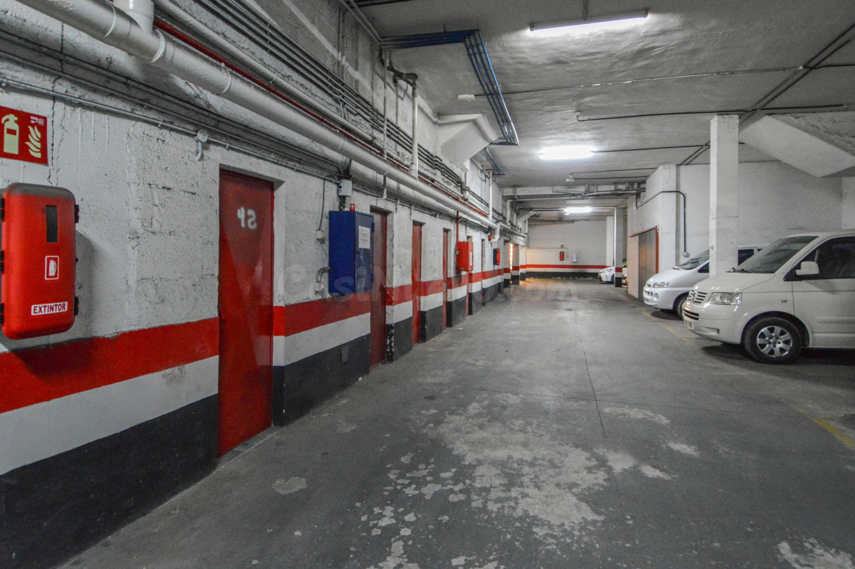 Venta de plazas de aparcamiento varias en Arguineguin - foto 4