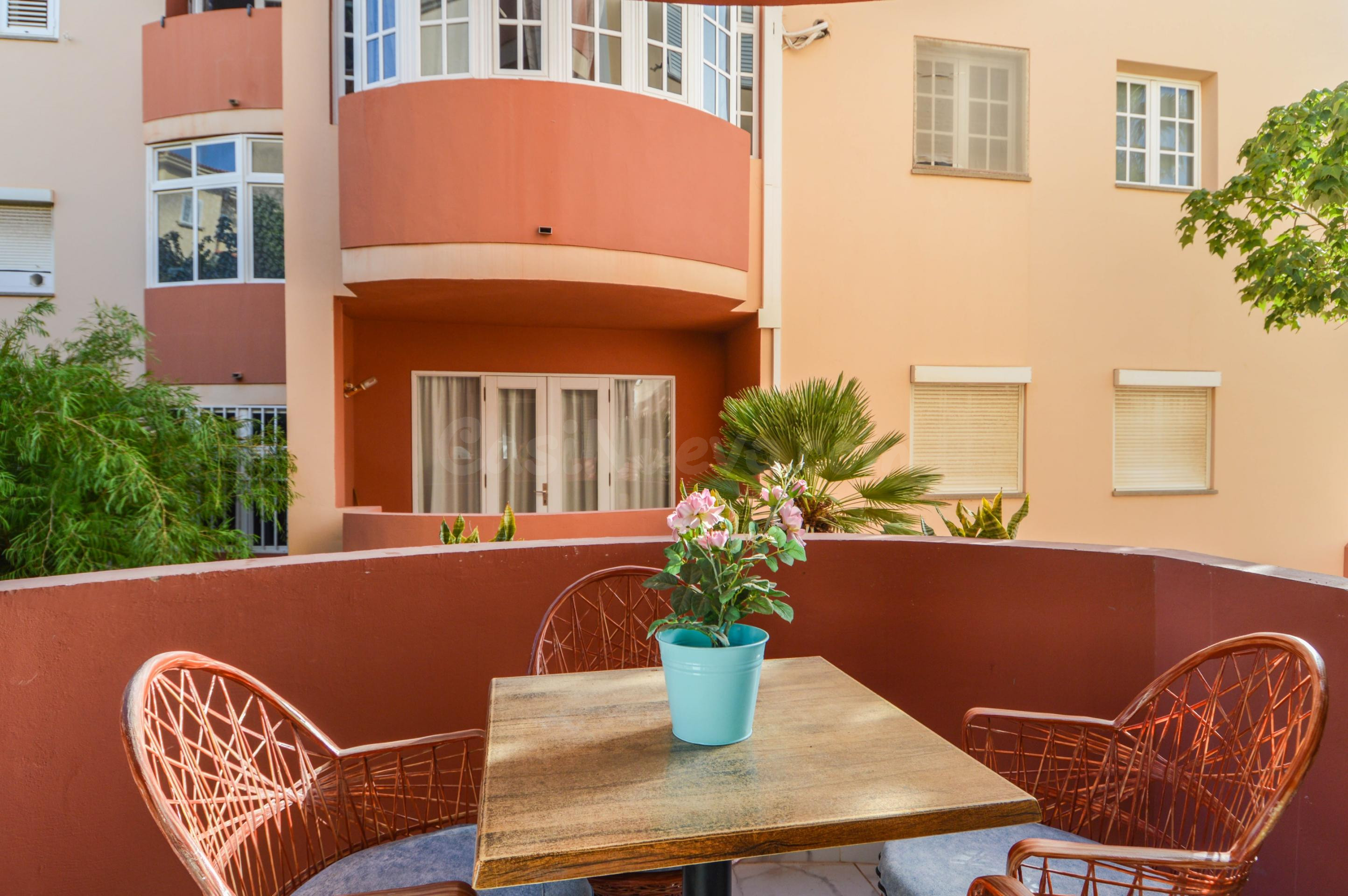 Moderno apartamento de 3 dormitorios en San Agustín