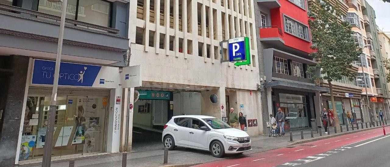 Plaza de Garage céntrica en Las Palmas