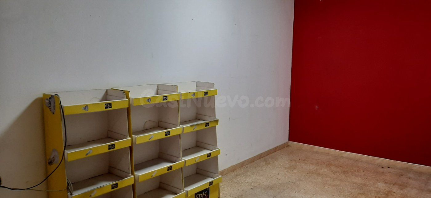 Local comercial o parking en zona oeste calle Juan Ramón Jim - foto 4