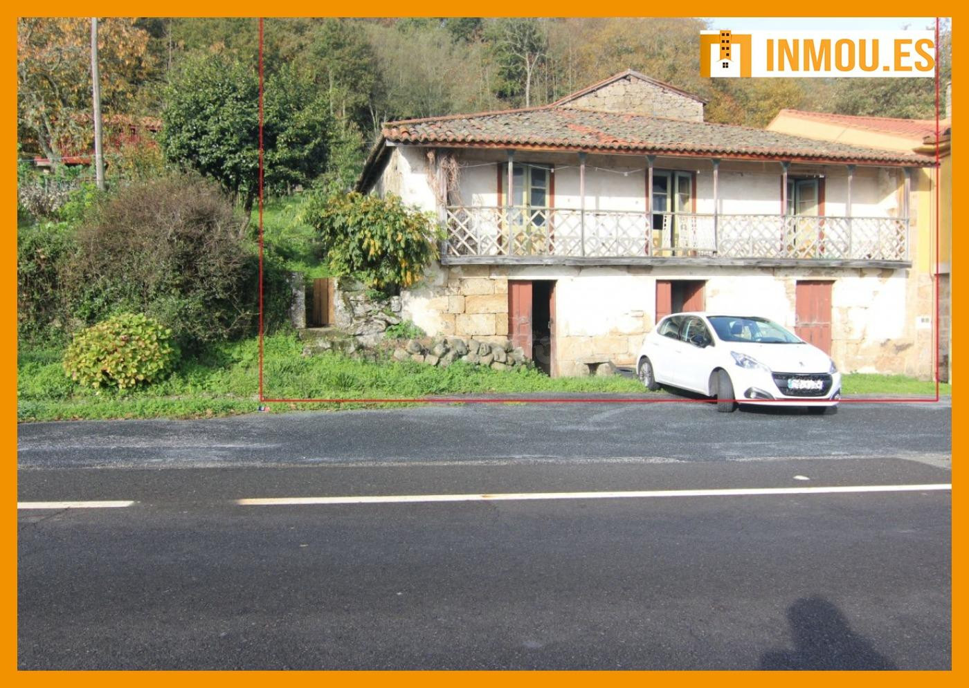 GRAN INVERSIÓN: CASA PARA REFORMAR CON TERRENO EN LA SALIDA DE LA AUTOVIA DE CELANOVA