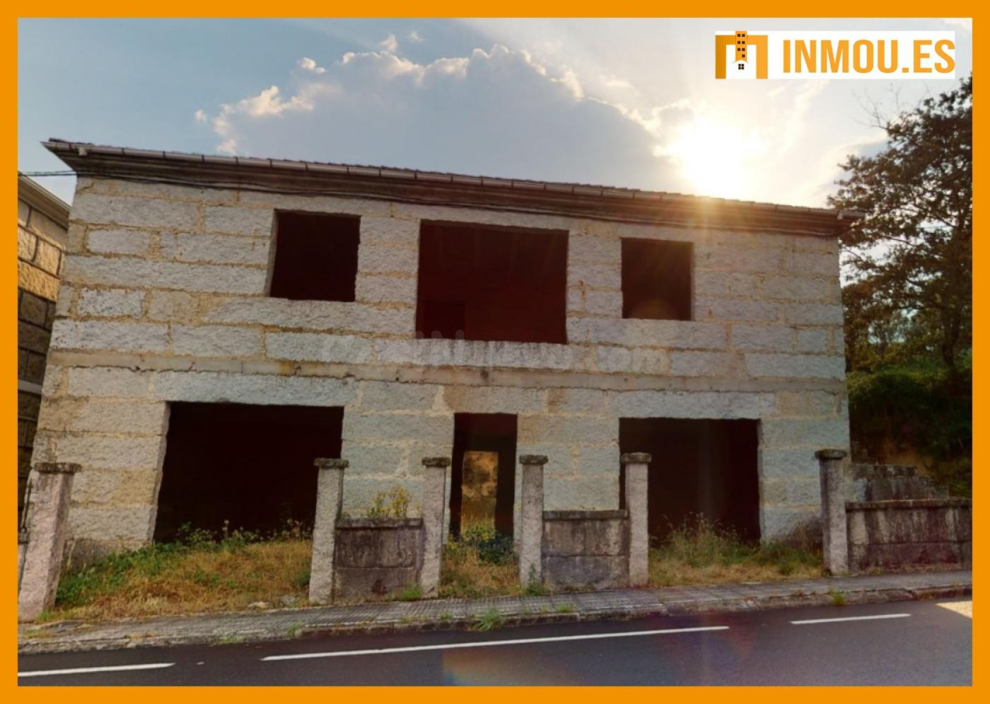 CASA CON TERRENO PARA TERMINAR DE CONSTRUIR EN MUIÑOS, OURENSE