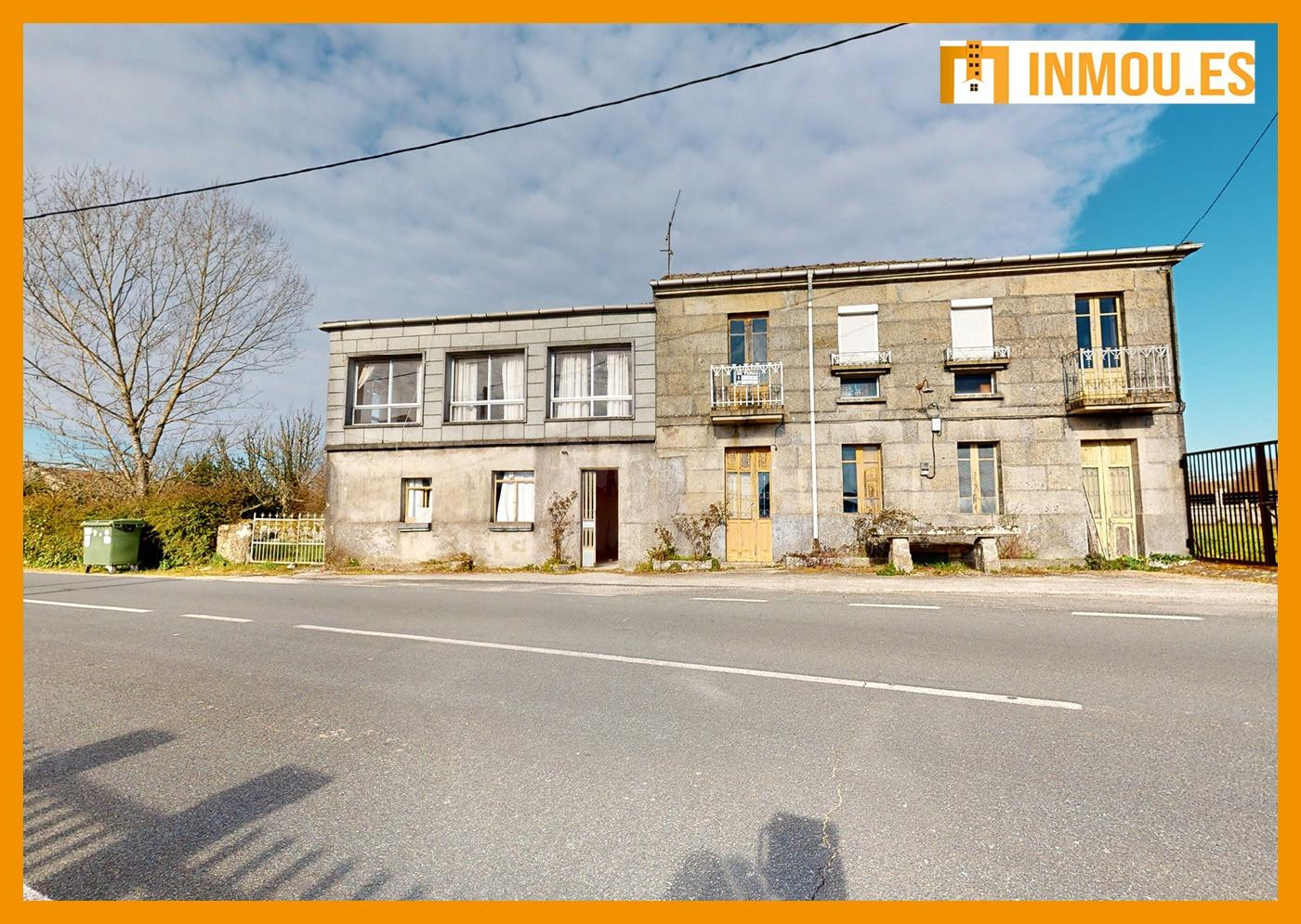 Se vende Casa en Piñor de Cea con amplio terreno