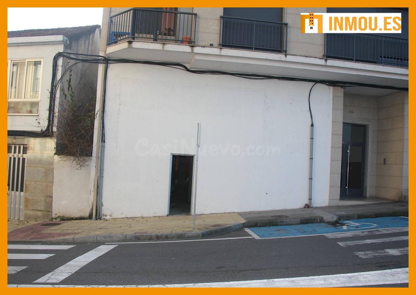 Se vende bajo en Celanova (para vivienda o local)