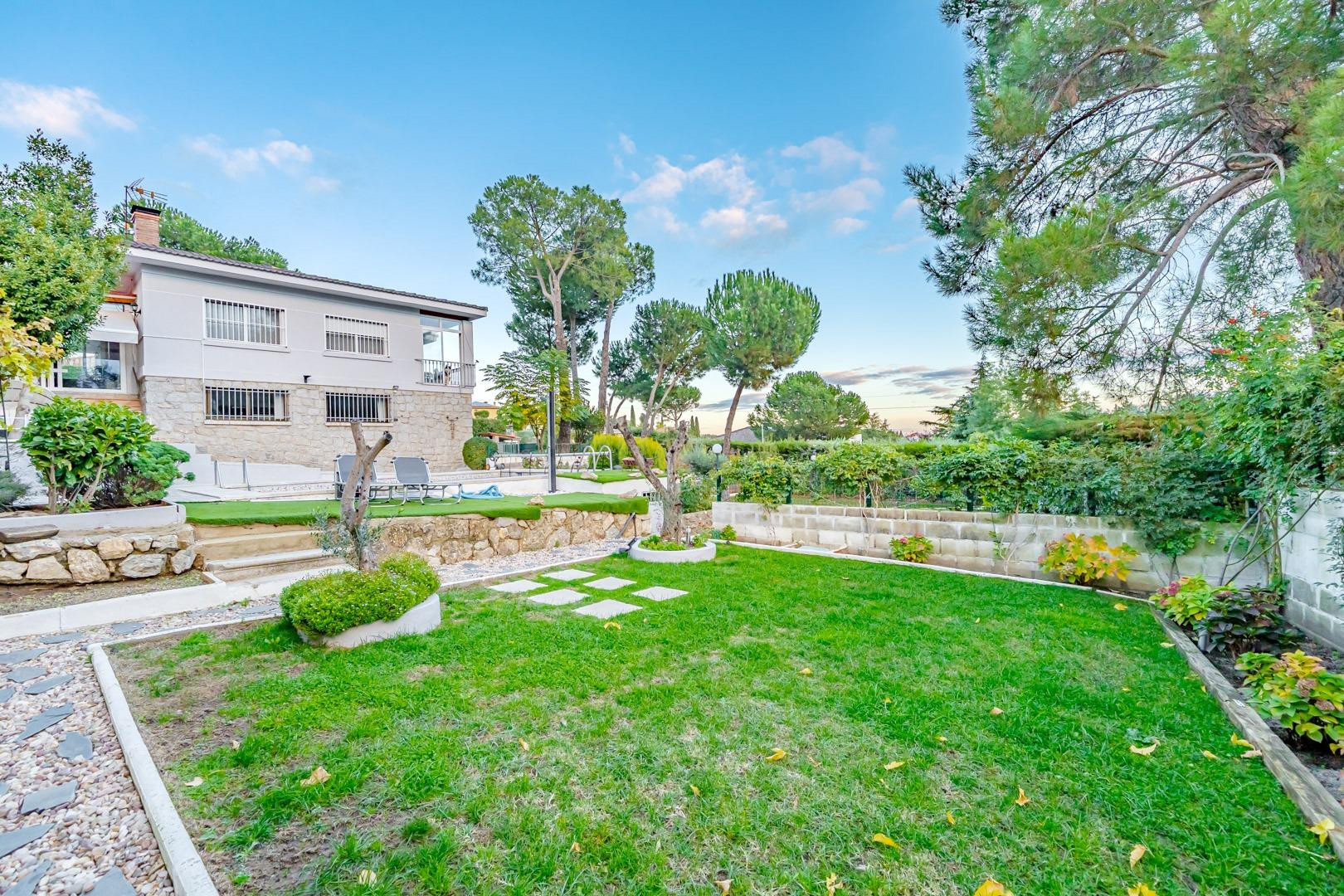 Chalet individual en Valdemorillo – Urb. Mirador del Romero