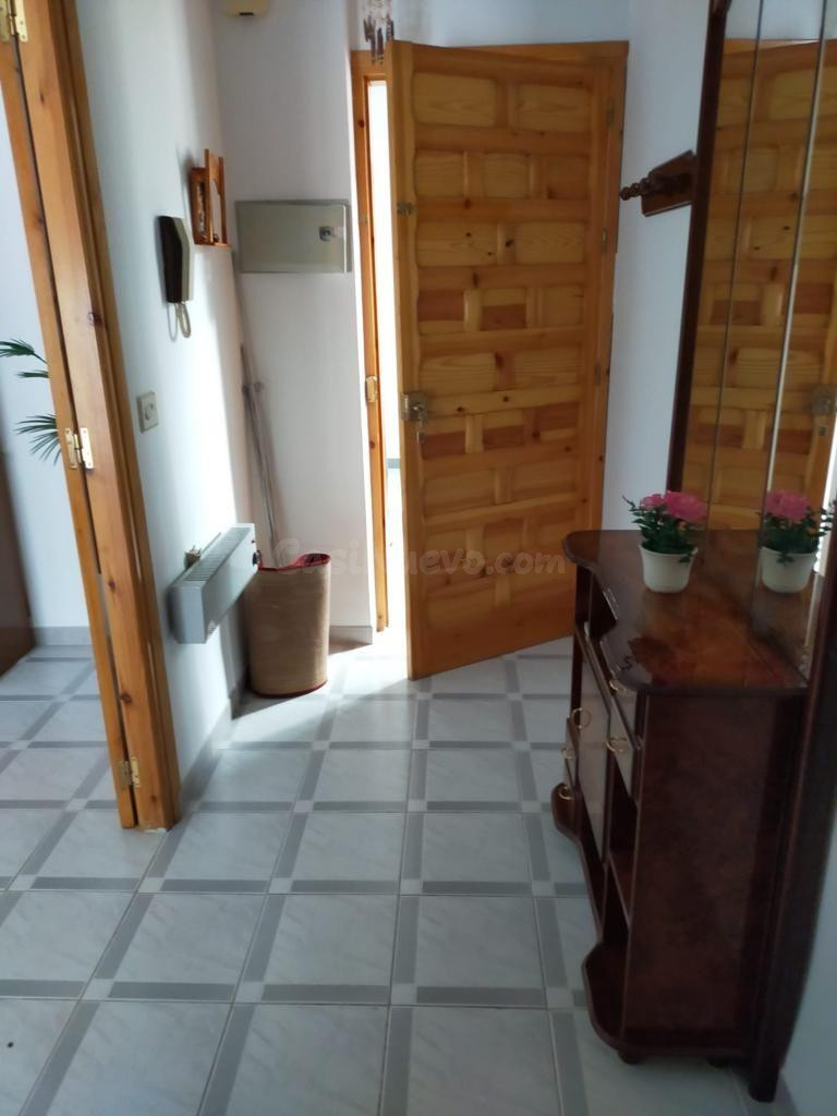 PISO EN HUELMA