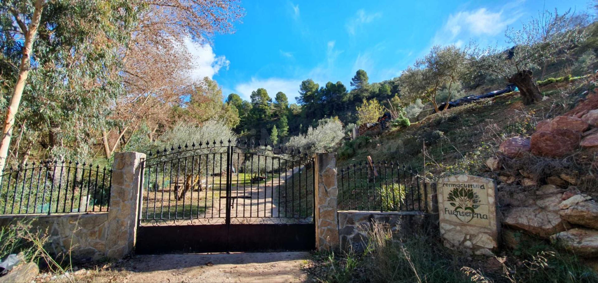 FINCA RÚSTICA CON CASA EN EL BURGO