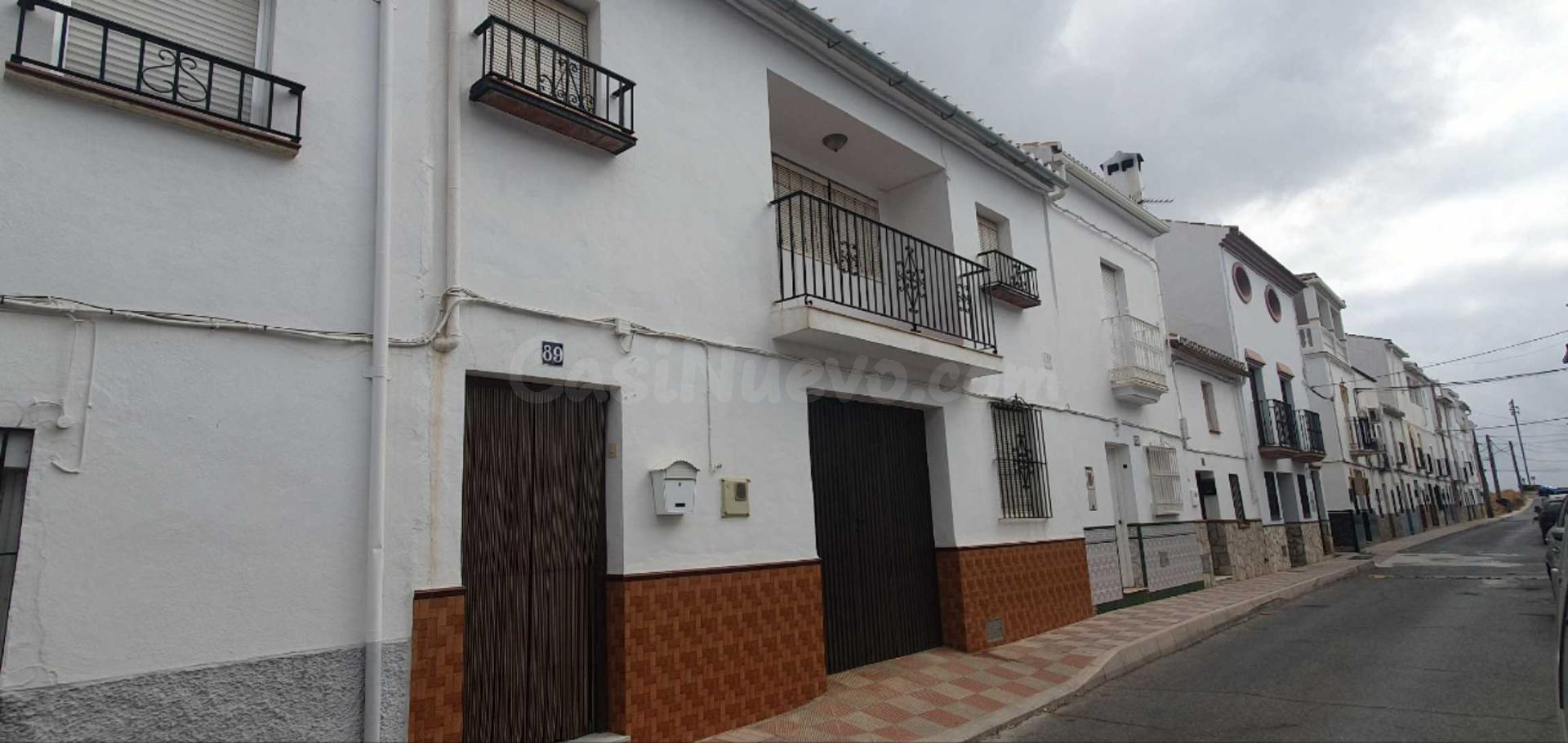 CASA EN YUNQUERA