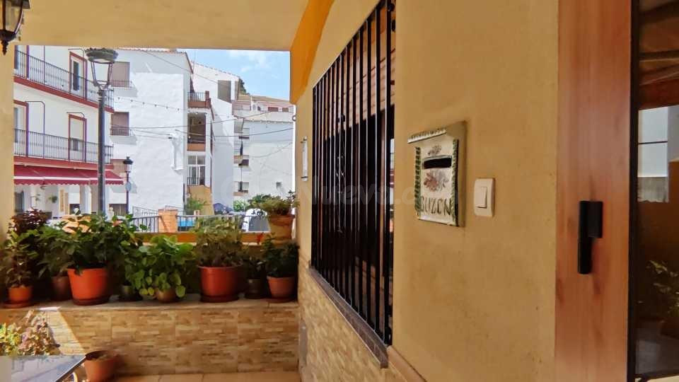 HOTEL EN TOLOX