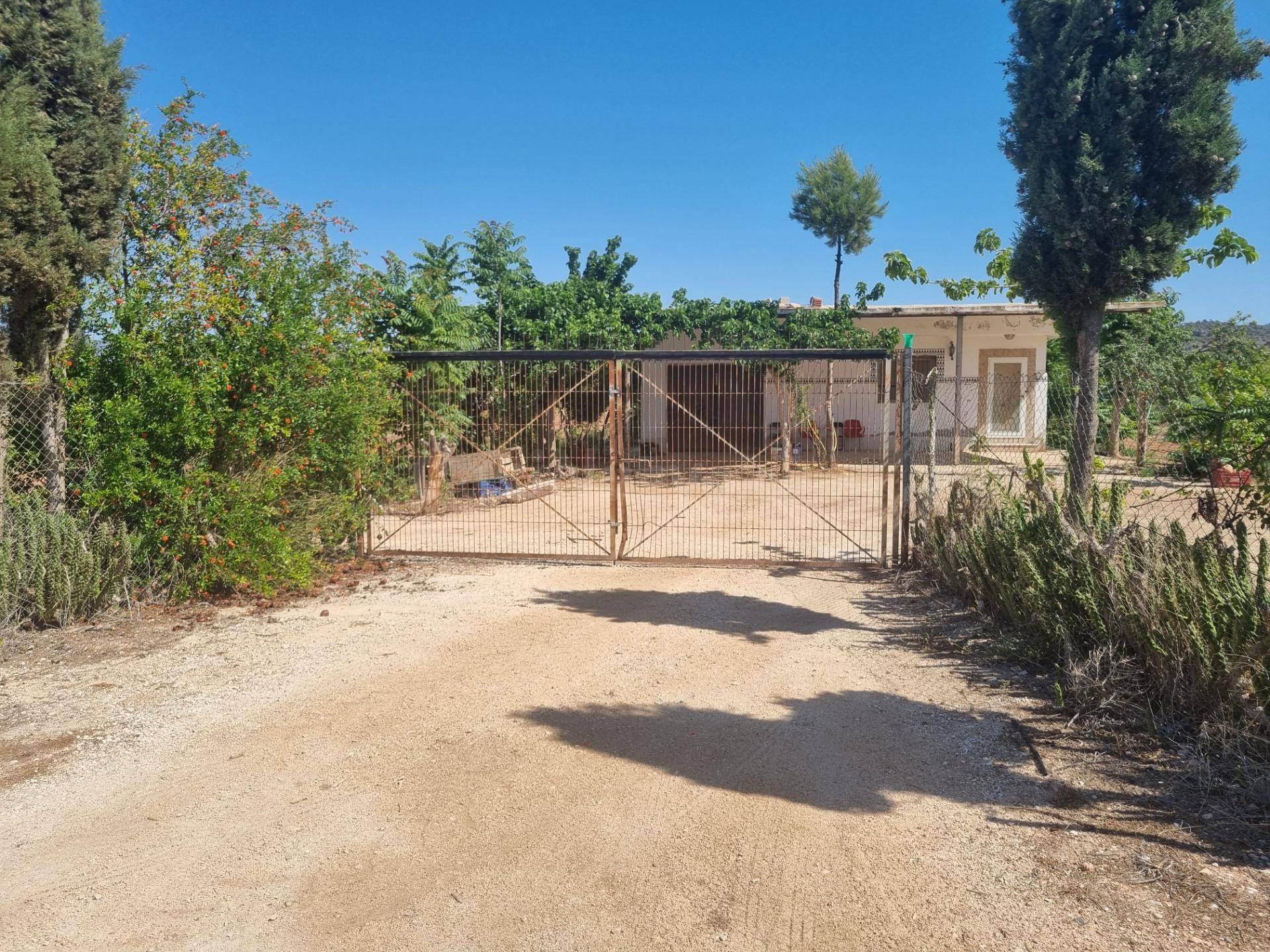 SE VENDE CASA CON TERREN EN CAÑADA DE LA LEÑA (ALGUEÑA) ALIC