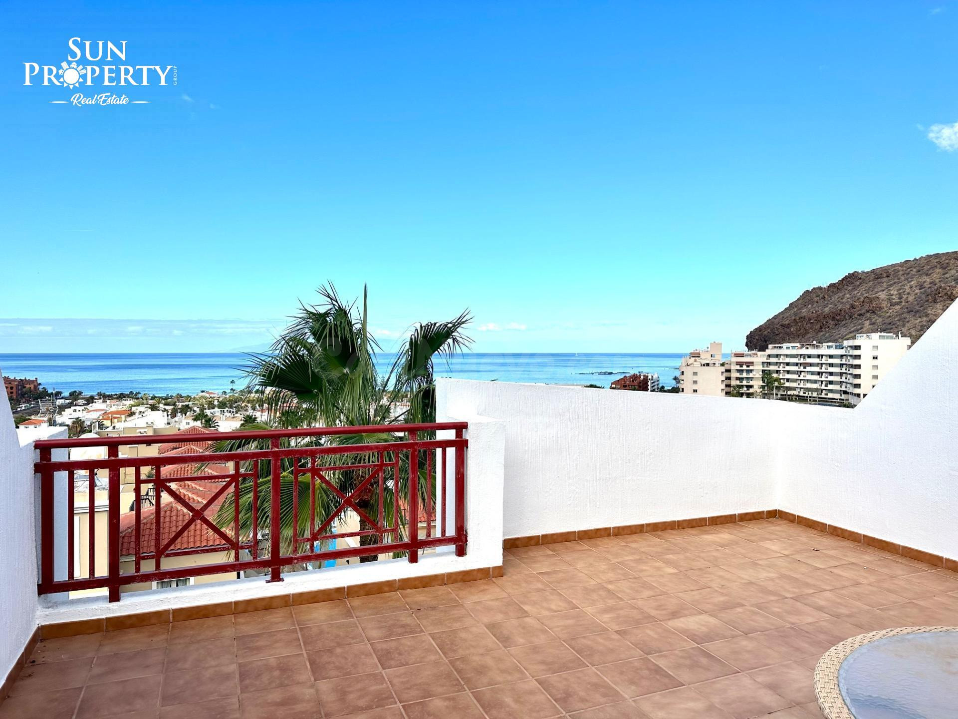 ÁTICO DUPLEX CON VISTAS AL MAR EN PALM MAR