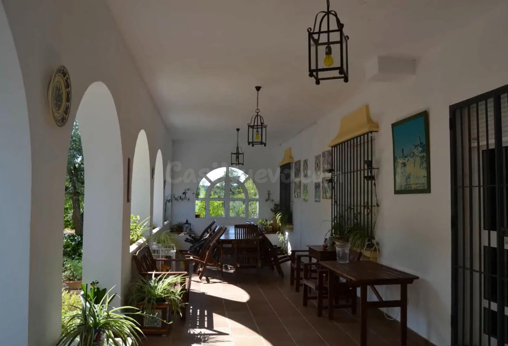 Espectacular Cortijo con vivienda de 480m2 y terreno de 1337 - foto 5