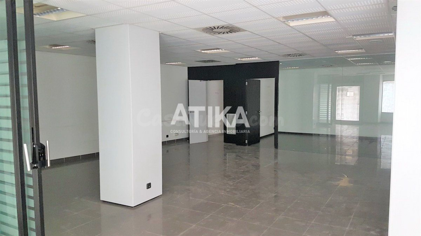 LOCAL COMERCIAL EN ALBAIDA