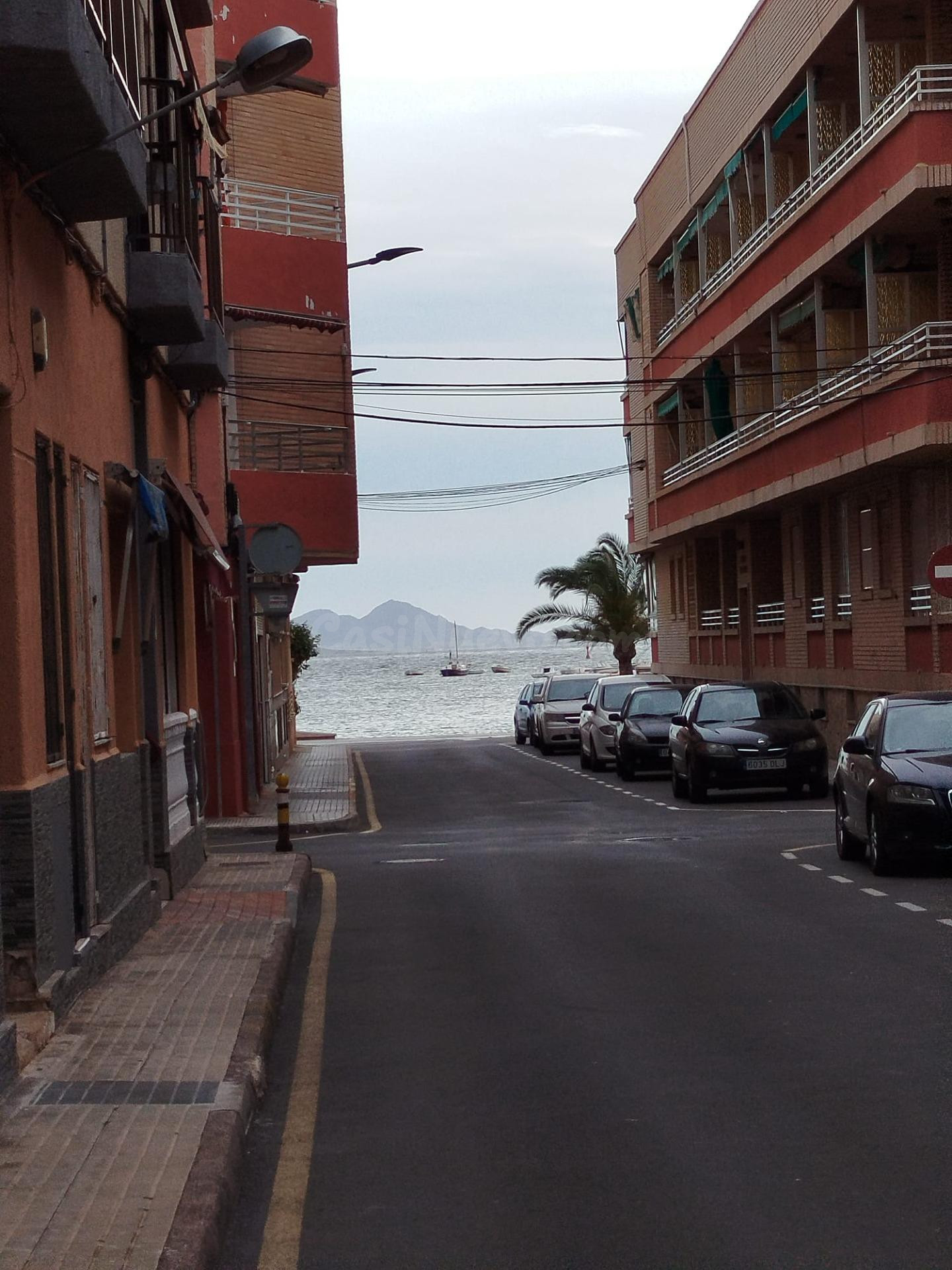 Local comercial en Lo Pagan zona Villananitos,  64 m. de superficie, a 50 m. de la playa!!!