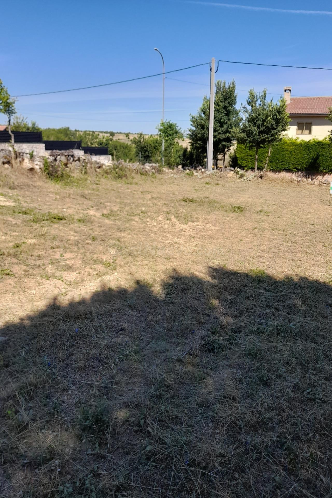VENTA DE PARCELA URBANA EN PRADENA