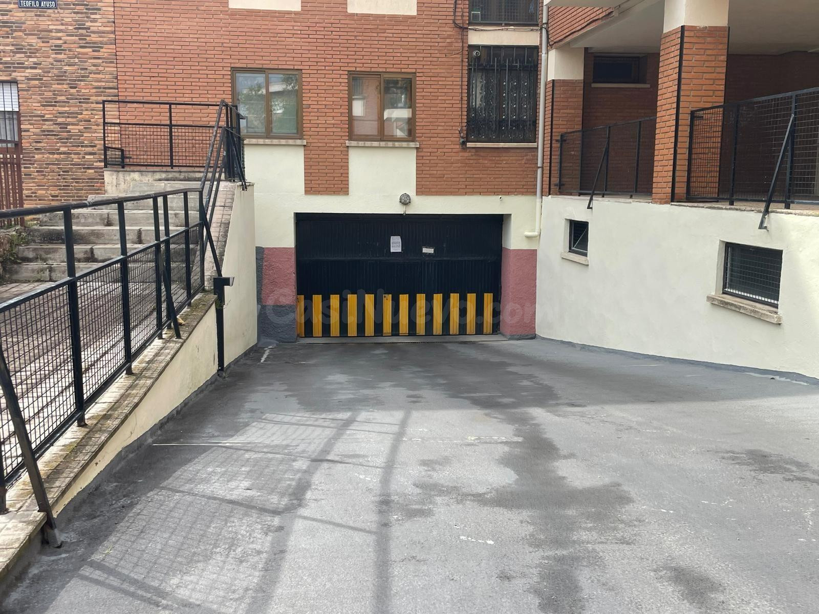 PLAZA DE GARAJE ZONA SANTO TOMAS