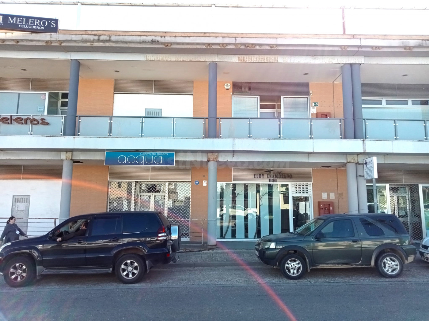 LOCAL COMERCIAL EN BURGUILLOS, SEVILLA.