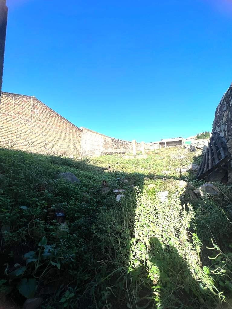 SOLAR DE 770M2 EN LA ZONA DE BARRIO HONDILLO, GERENA.