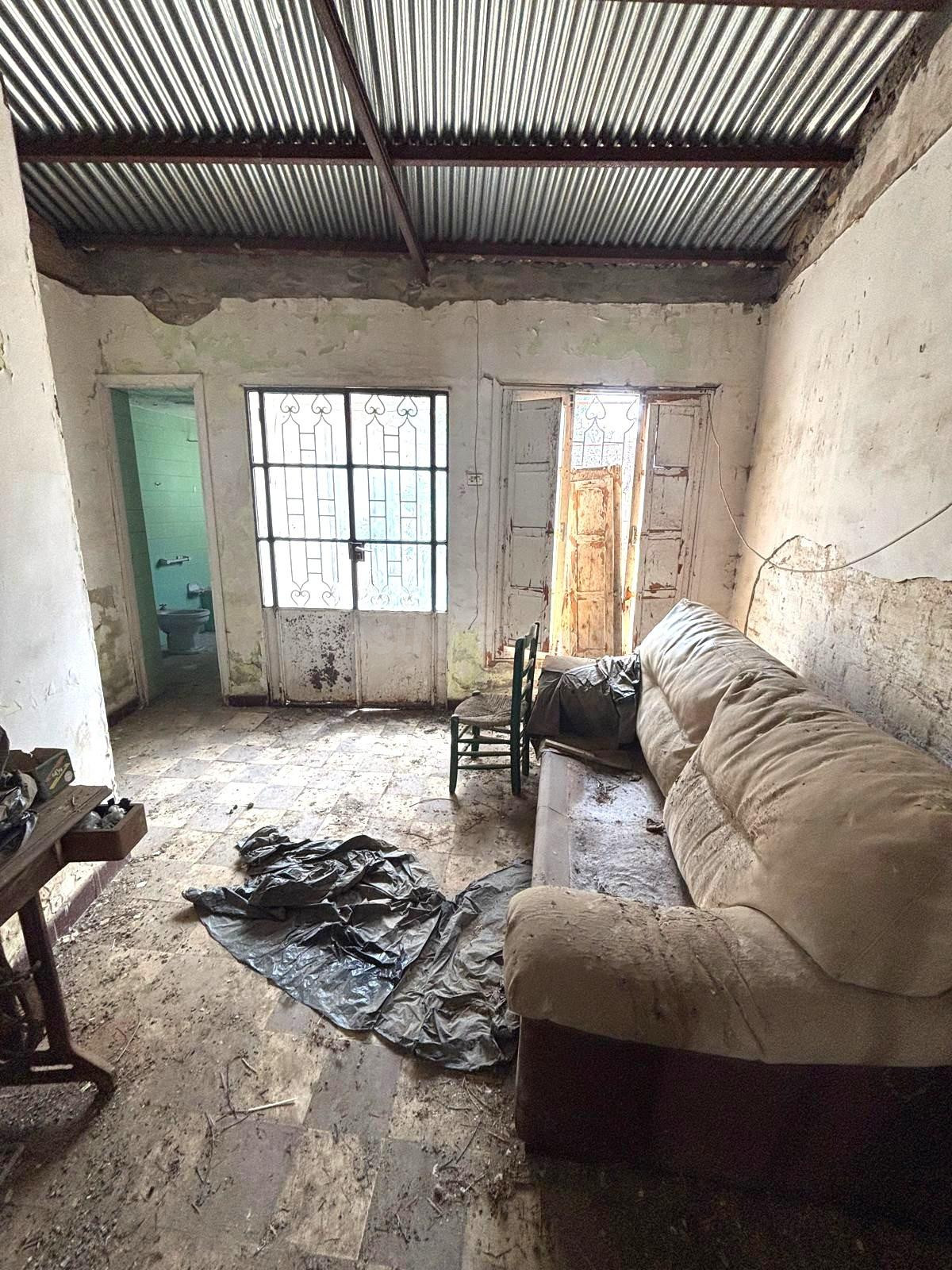 ¡Transforma esta Casa en Tu Hogar, en el Corazón de Brenes! ️