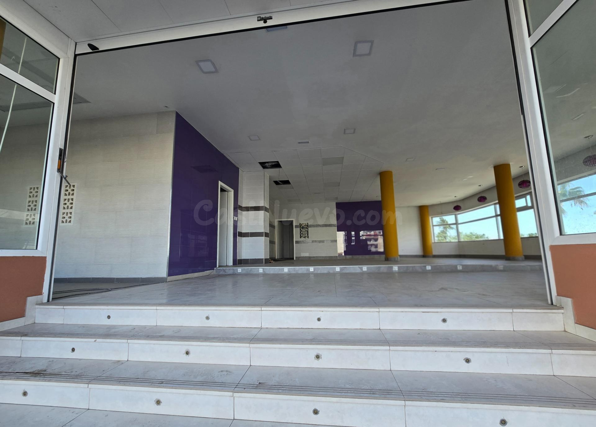 Local Comercial en Alquiler – Ubicación Céntrica con Gran Terraza