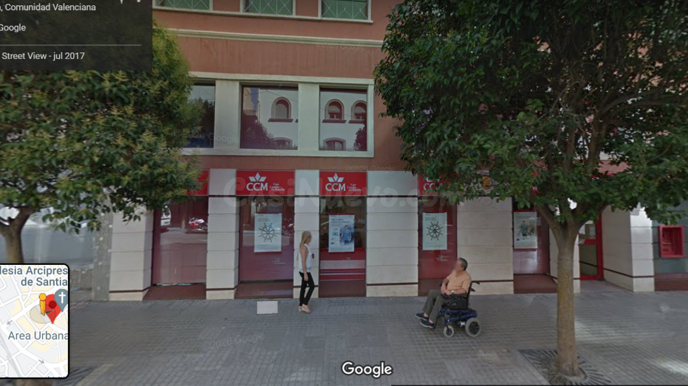 LOCAL COMERCIAL EN CORREDERA