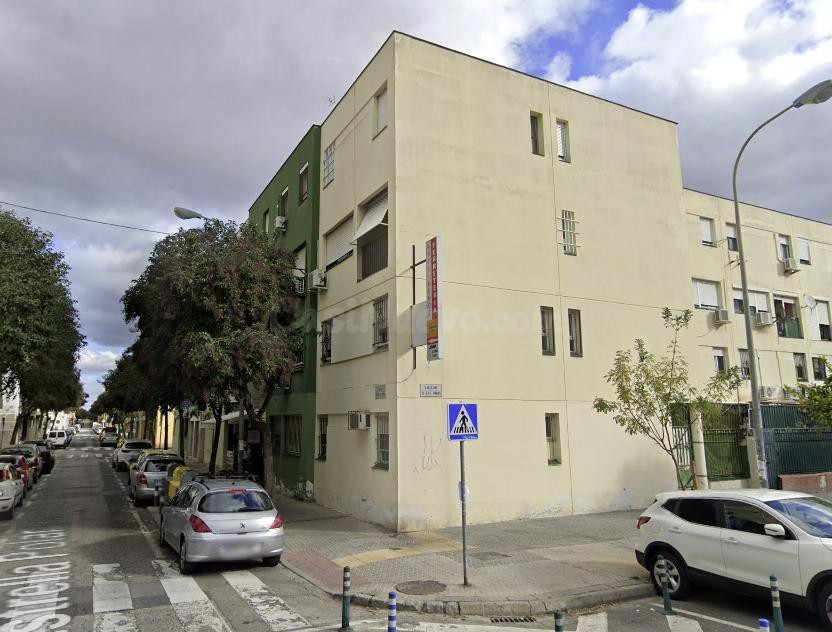 VIVIENDA EN PINOMONTANO