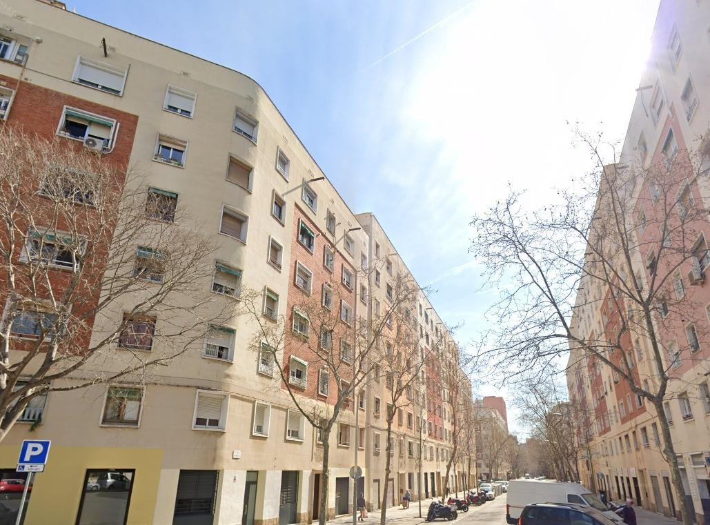 VIVIENDA EN BARCELONA