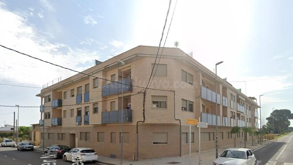 VIVIENDA EN DELTEBRE