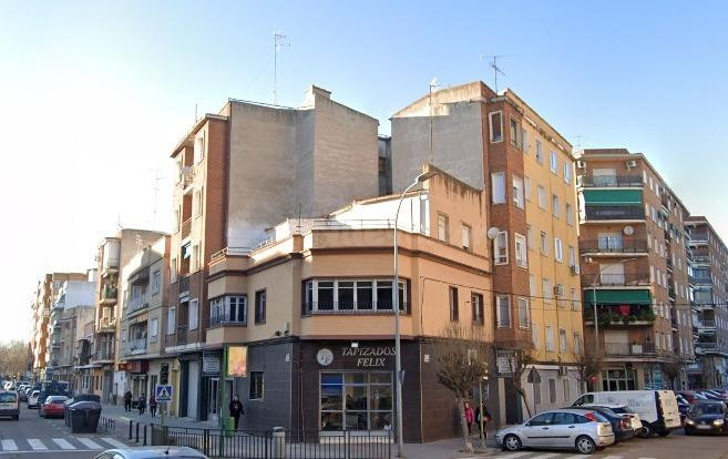 VIVIENDA EN TALAVERA DE LA REINA