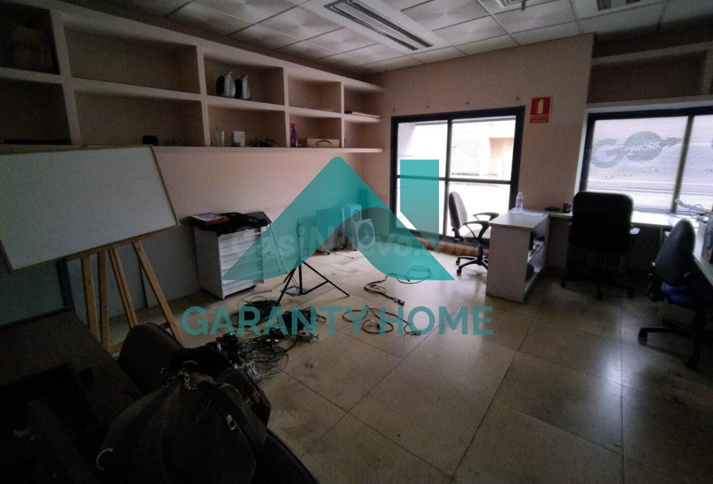 SE ALQUILA DESPACHO EN ZONA CENTRO - foto 4
