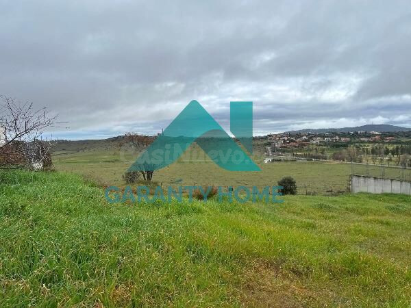 SE VENDE TERRENO URBANIZABLE EN EL CERES GOLF - foto 2