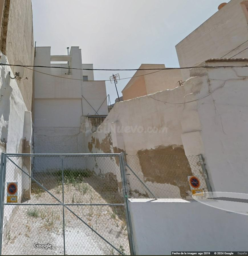 Solar en venta en zona de San Anton. Alicante