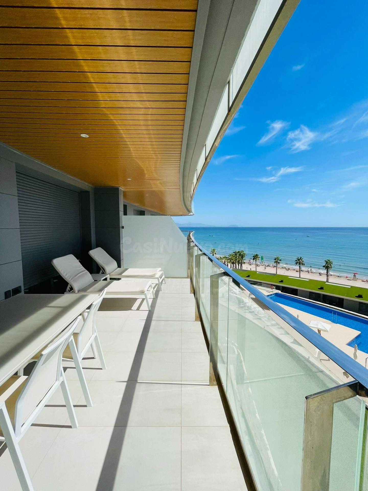 Exclusivo piso de lujo en primera línea – Playa San Juan – SIDI