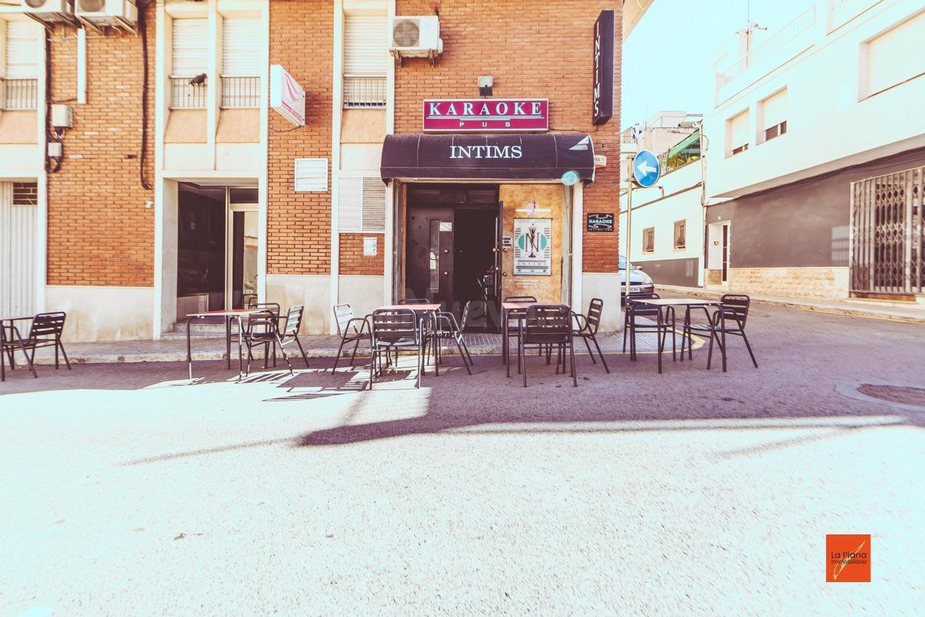 LOCAL Y NEGOCIO EN VENTA EN LA RAPITA (TARRAGONA)