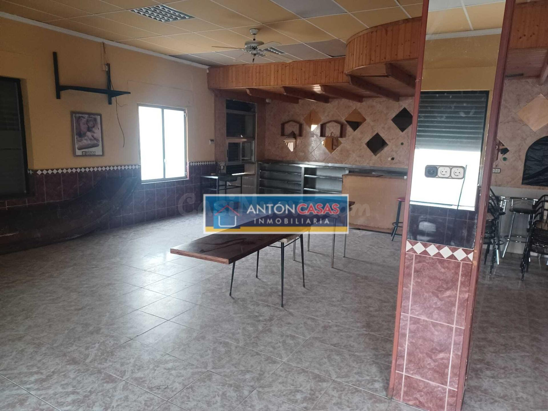 LOCAL COMERCIAL EN NOVELDA
