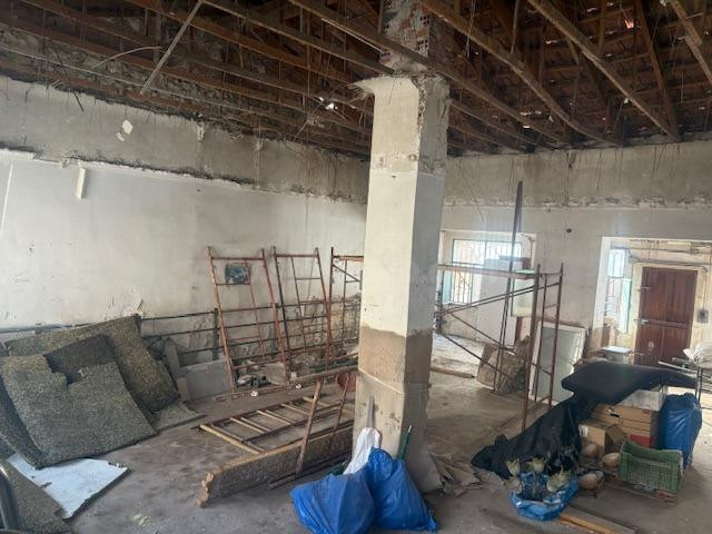 LOCAL EN VENTA PARA REFORMAR