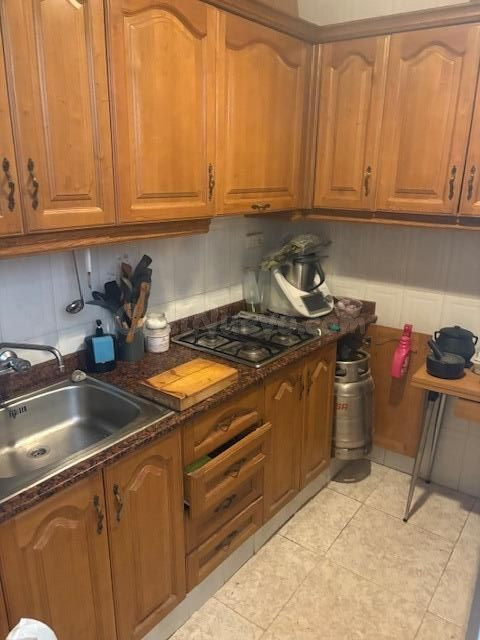 VENTA DE DOS CASAS CONTIGUAS EN NOVELDA (ZONA AYUNTAMIENTO) - foto 4