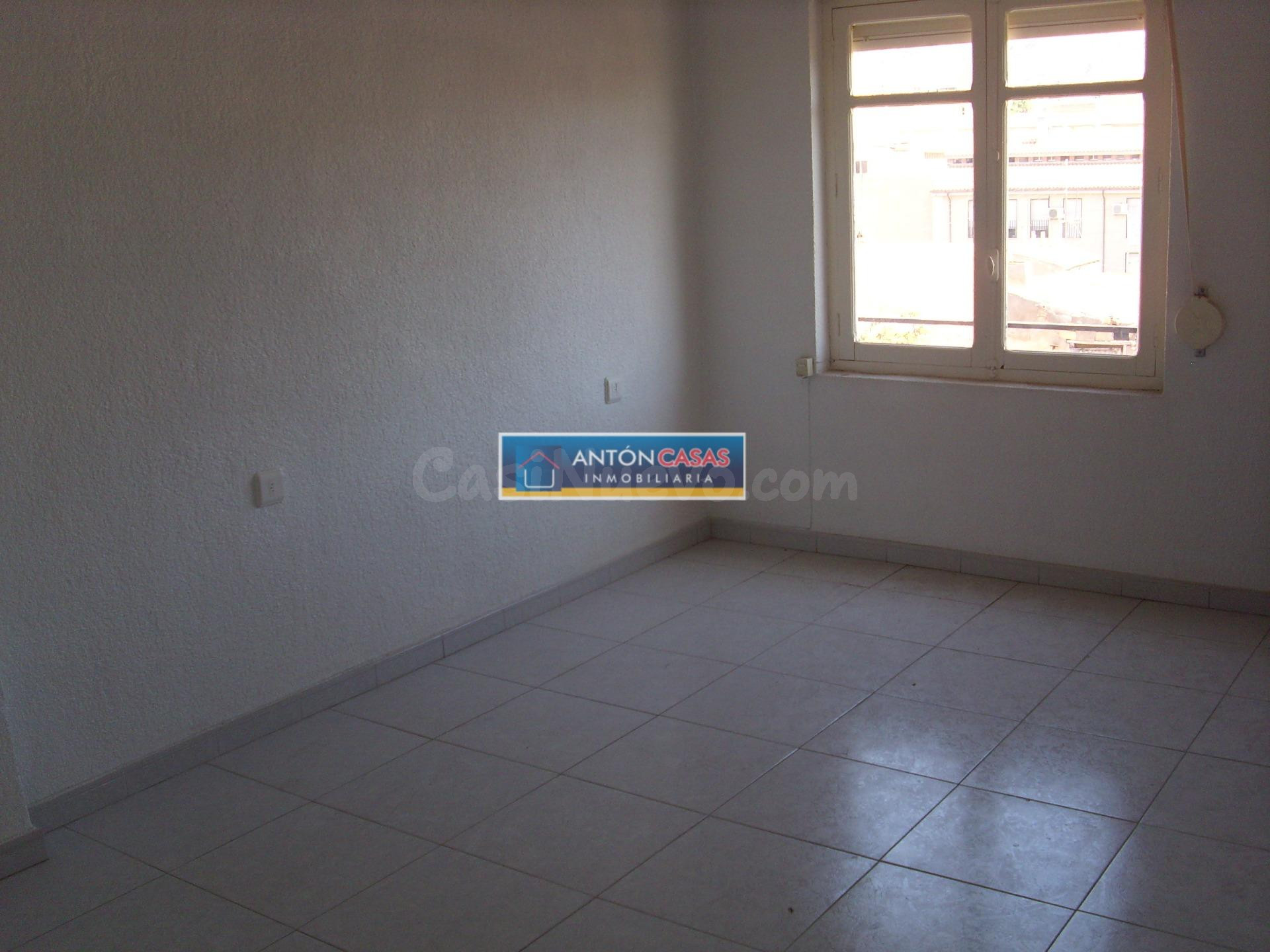PISO EN EL CENTRO DE ELDA - AYUNTAMIENTO