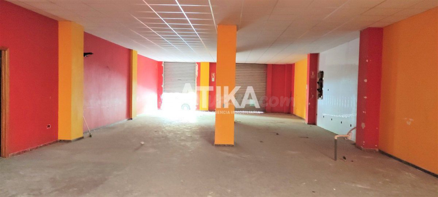 LOCAL COMERCIAL EN EXCELENTE UBICACIÓN