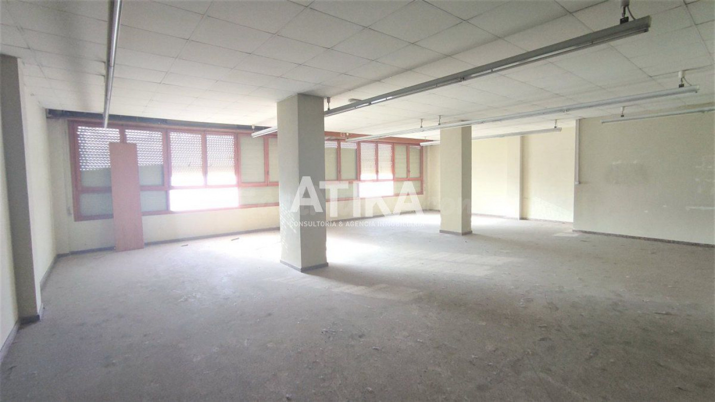 LOCAL EN ALQUILER SITUADO EN ZONA COMERCIA, ONTINYENT