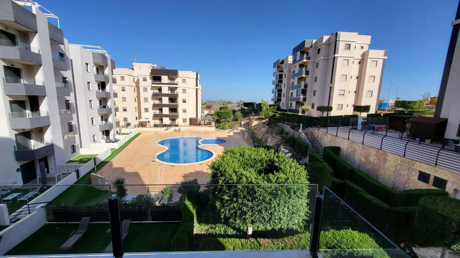 Modern 2 bed apartment in San Miguel de Salinas