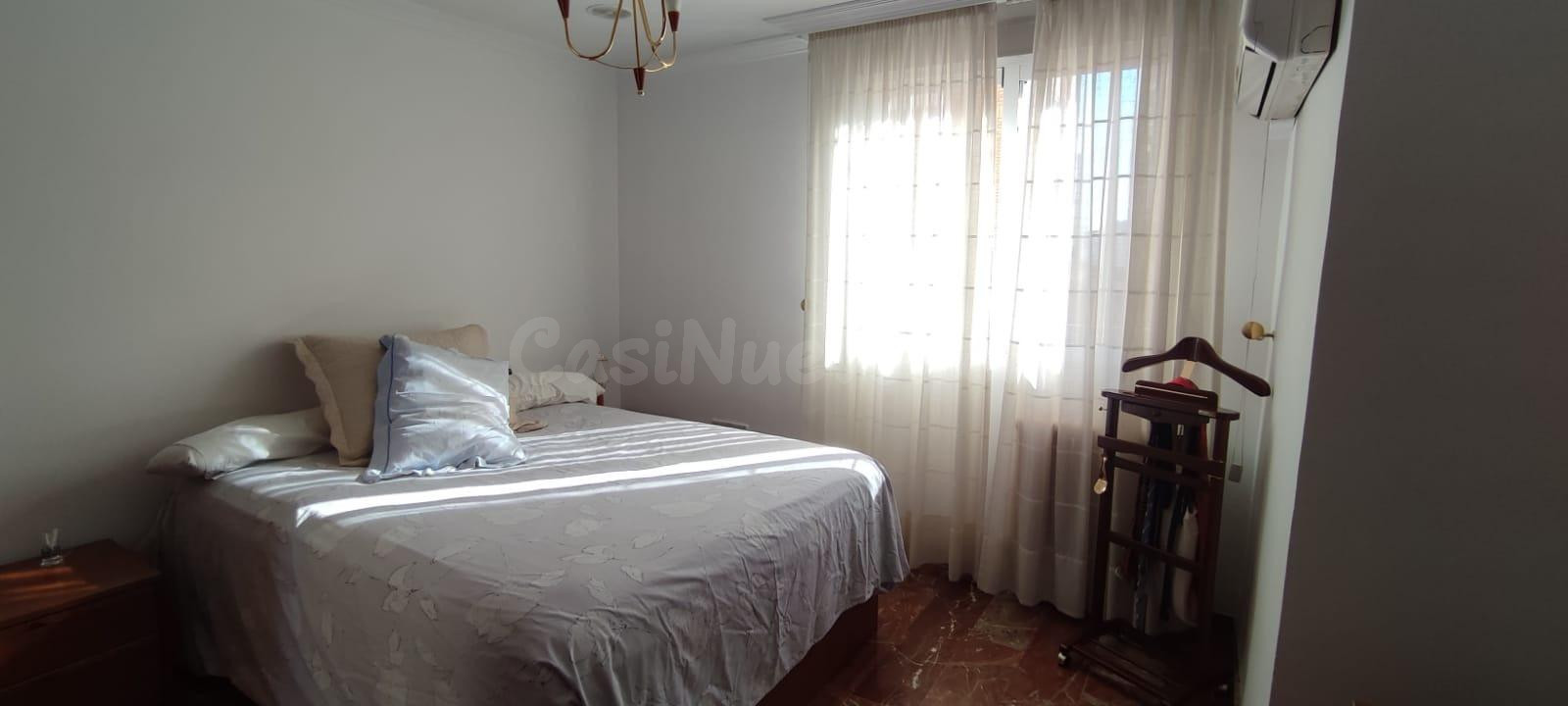 ESTUDIANTES - ALQUILER DE 10 habitaciones EN CAMINO DE RONDA CENTRICO