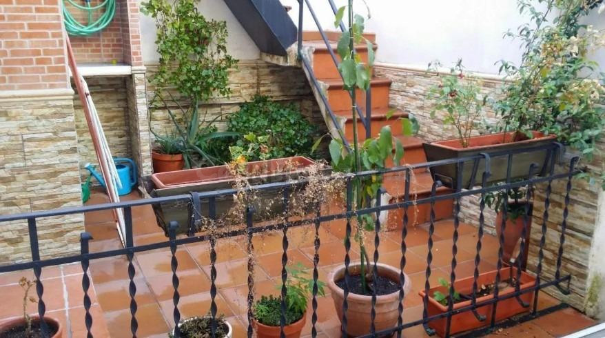 ** SE ALQUILA PISO EN CALLE DE MURCIA, SAN IIDEFONSO **