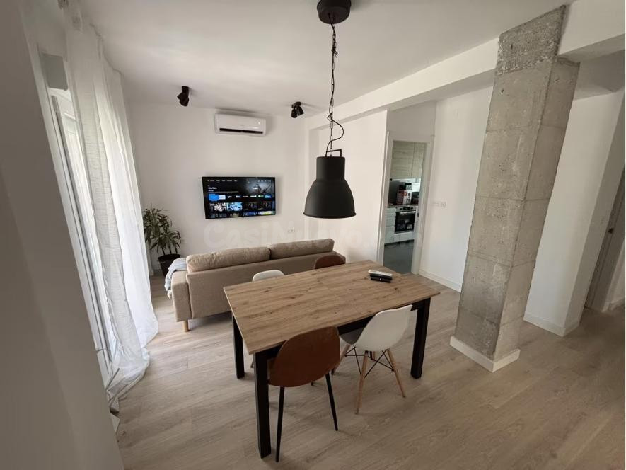 ** SE ALQUILA PISO PARA ESTUDIANTES EN CAMINO DE RONDA GRANADA**