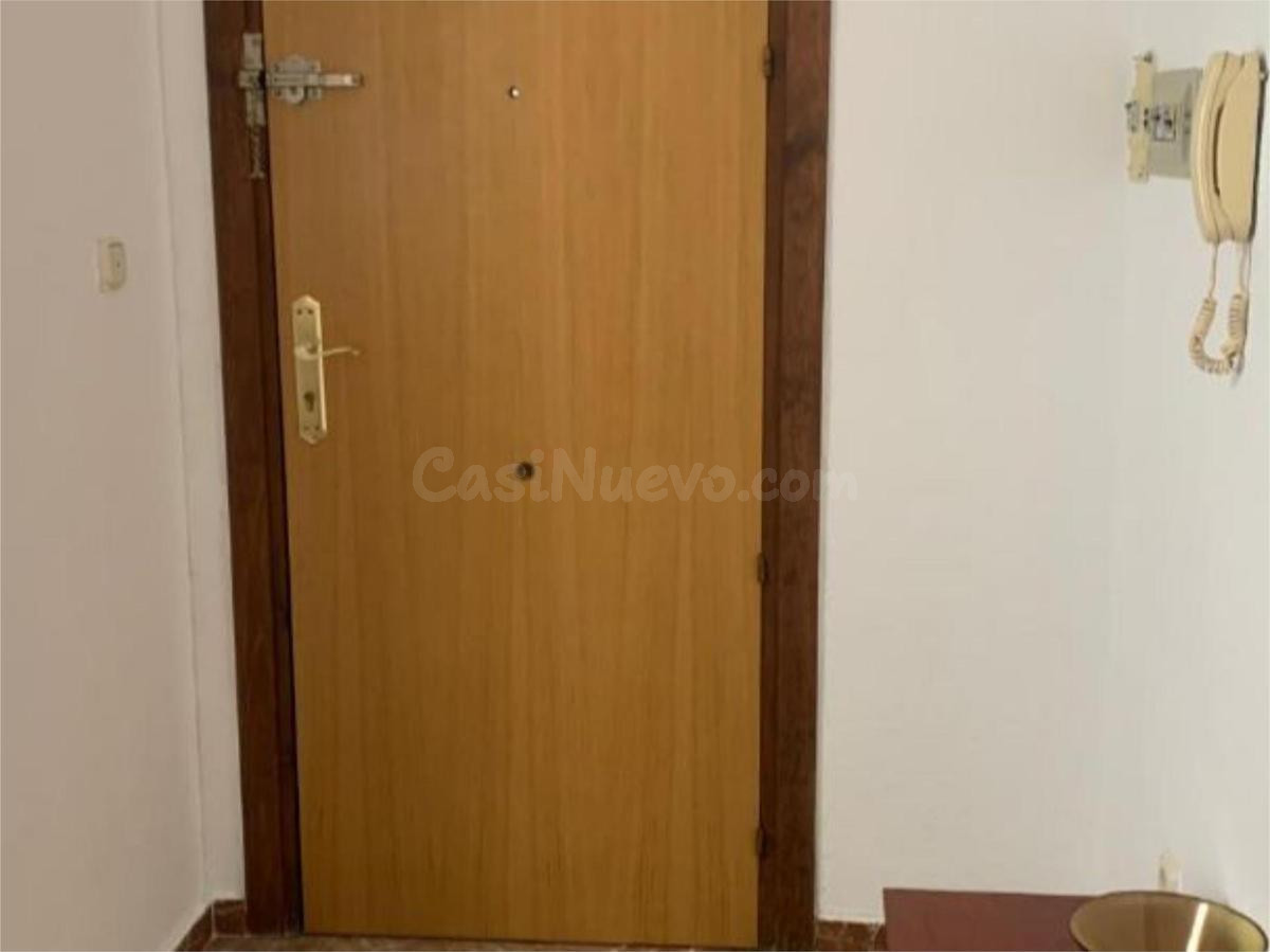 ** SE ALQUILA PISO EN EL CENTRO DE GRANADA GONZALO GALLAS **